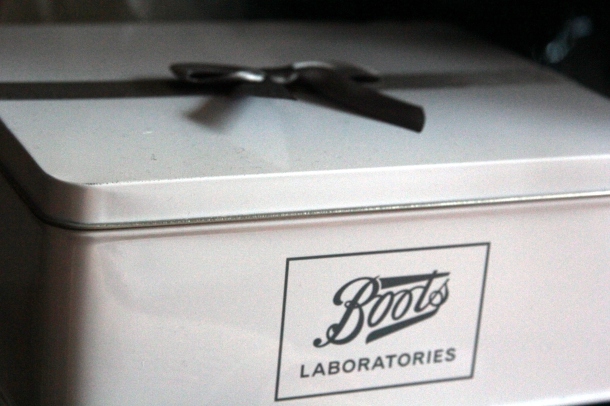Cofanetto regalo Boots Laboratories Natale 2012